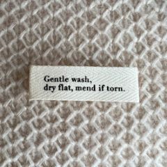 Textiel label - 'Gentle wash, dry flat, mend if torn' - PetiteKnit  - per stuk                            