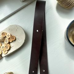 PetiteKnit - Leren bandjes - voor December Bow - 4 stuks bij de Breiboerderij                            