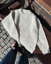 Patroon Storm Sweater - Junior -  by PetiteKnit (engels) bij de Breiboerderij                         
                            