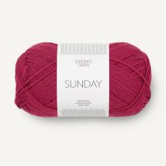 Sandnes Garn Sunday by petite knit (4255) Rumba Red bij de Breiboerderij                            
