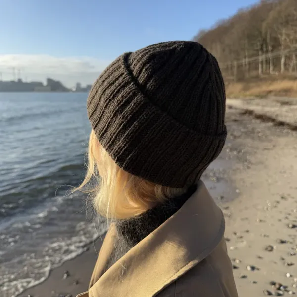 petiteknit hipster hat a