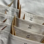 Opstrijk Labels voor Knitter's Needle Case - PetiteKnit