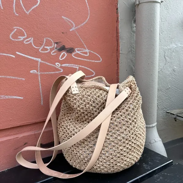 PetiteKnit - Leren Banden - leather strap (naturel) - 94 x 2 cm (2 stuks) - French Market Bag - Afbeelding 3