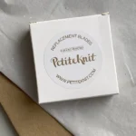 'Refresh your knit with PetiteKnit' - reservemesjes pluisverwijderaar