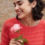 Wooladdicts GLOW by Lang Yarns