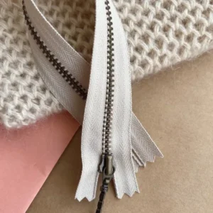 PetiteKnit Rits YKK