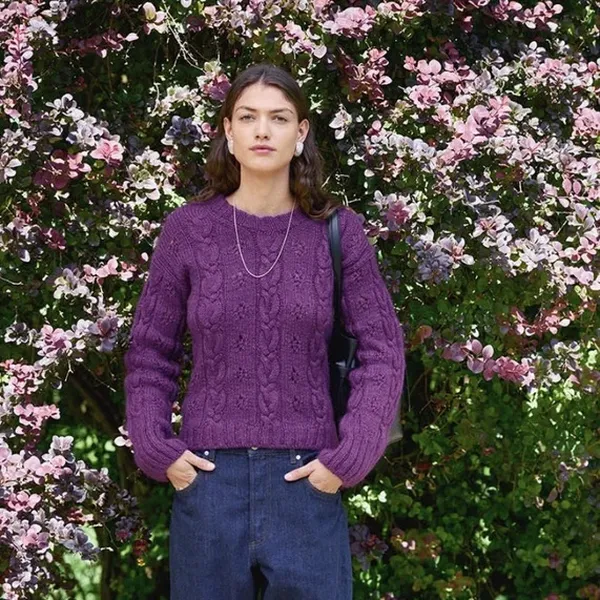 junia sweater 2606